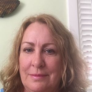 Meet your Posher, Deborah